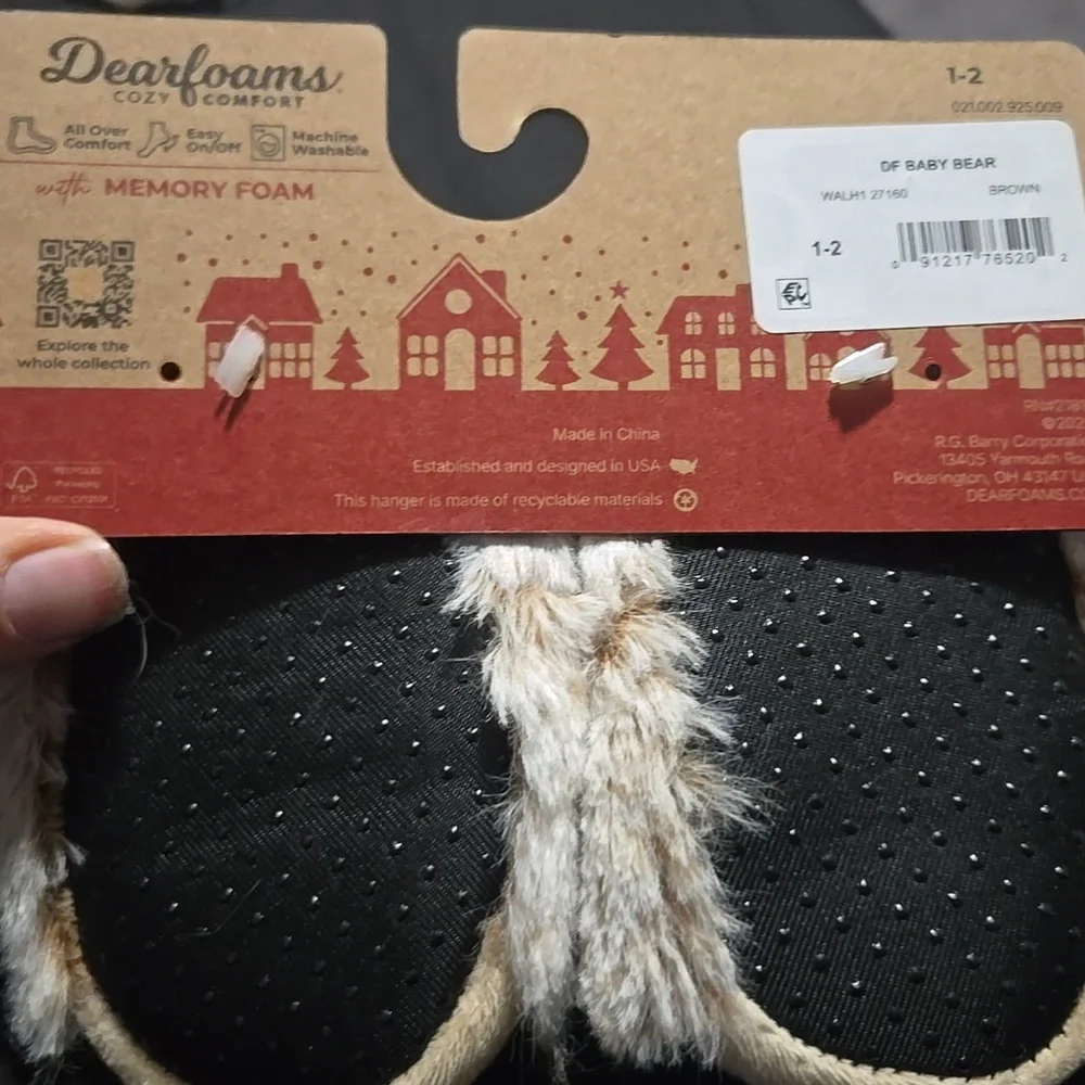 dearfoams charming bear